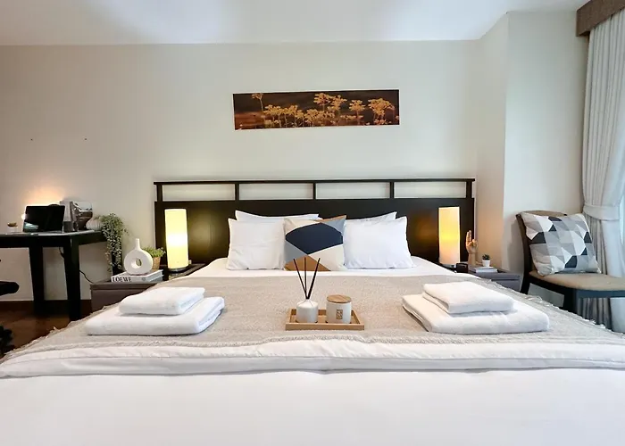 아파트 Vibrant Modern 57 Sqm - Ultra Fast Wifi - Bts Thonglor 방콕