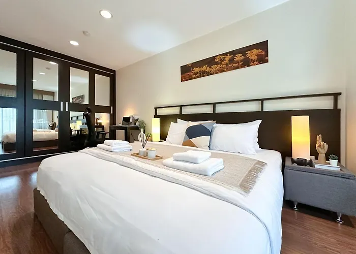 아파트 Vibrant Modern 57 Sqm - Ultra Fast Wifi - Bts Thonglor *